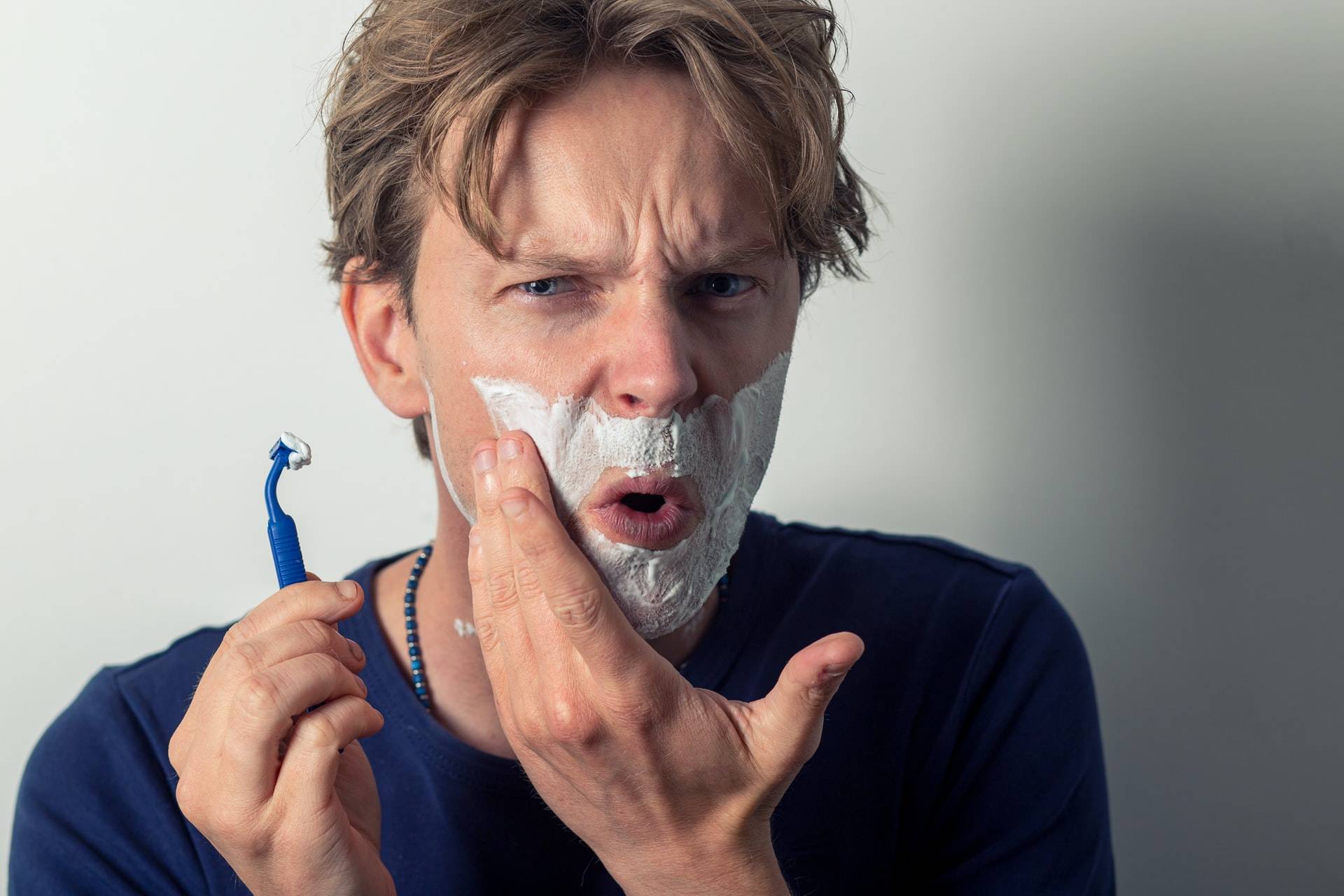 Guy shaving his beard - Dato Sri Darren Yaw